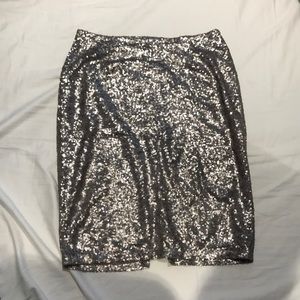Halogen Sequin Skirt Size 4